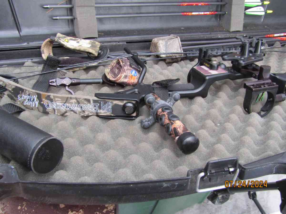 Browning compound bow