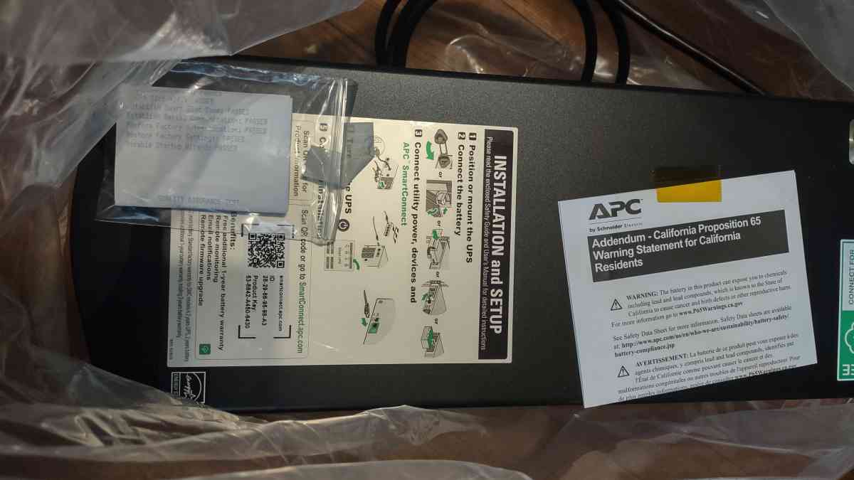 Smart UPS with Smart Connect 1500 VA