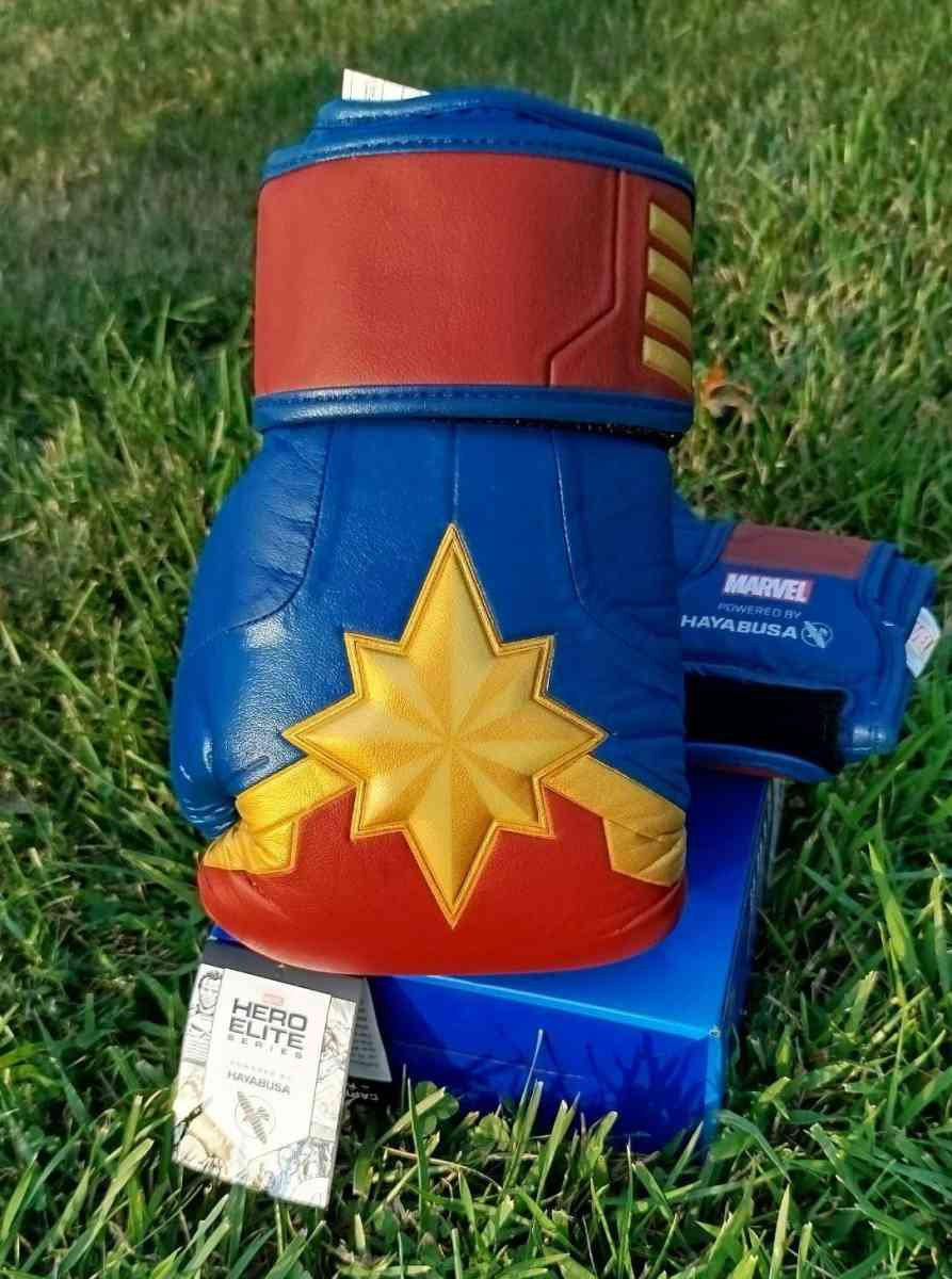 Marvels Captain Marvel Boxing Gloves