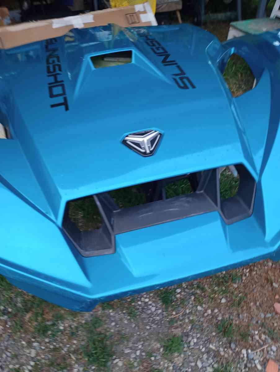 2023 Polaris slingshot roushe edition hood