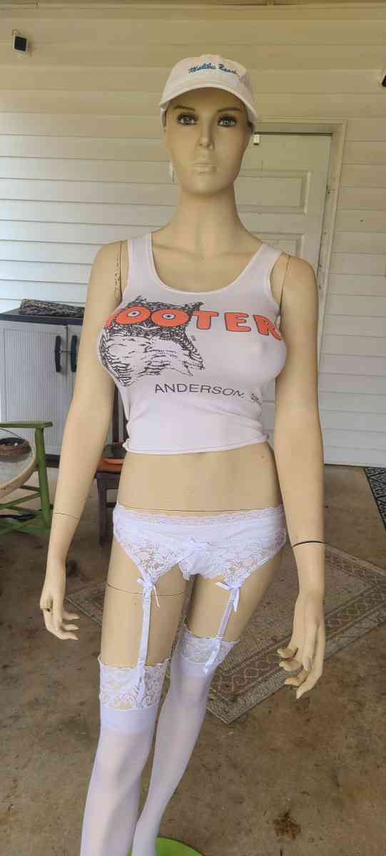 Female Mannequin