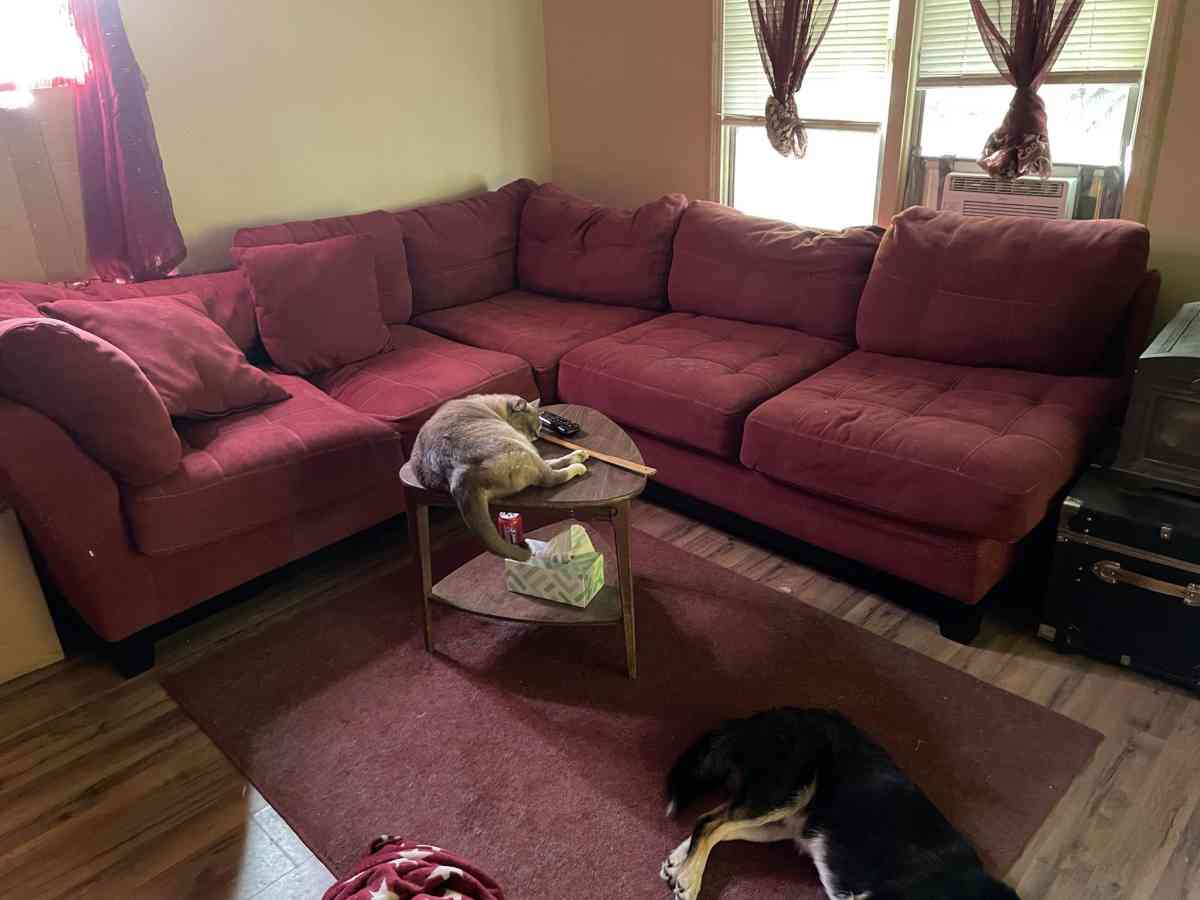 3 years old 3 piece sectional red