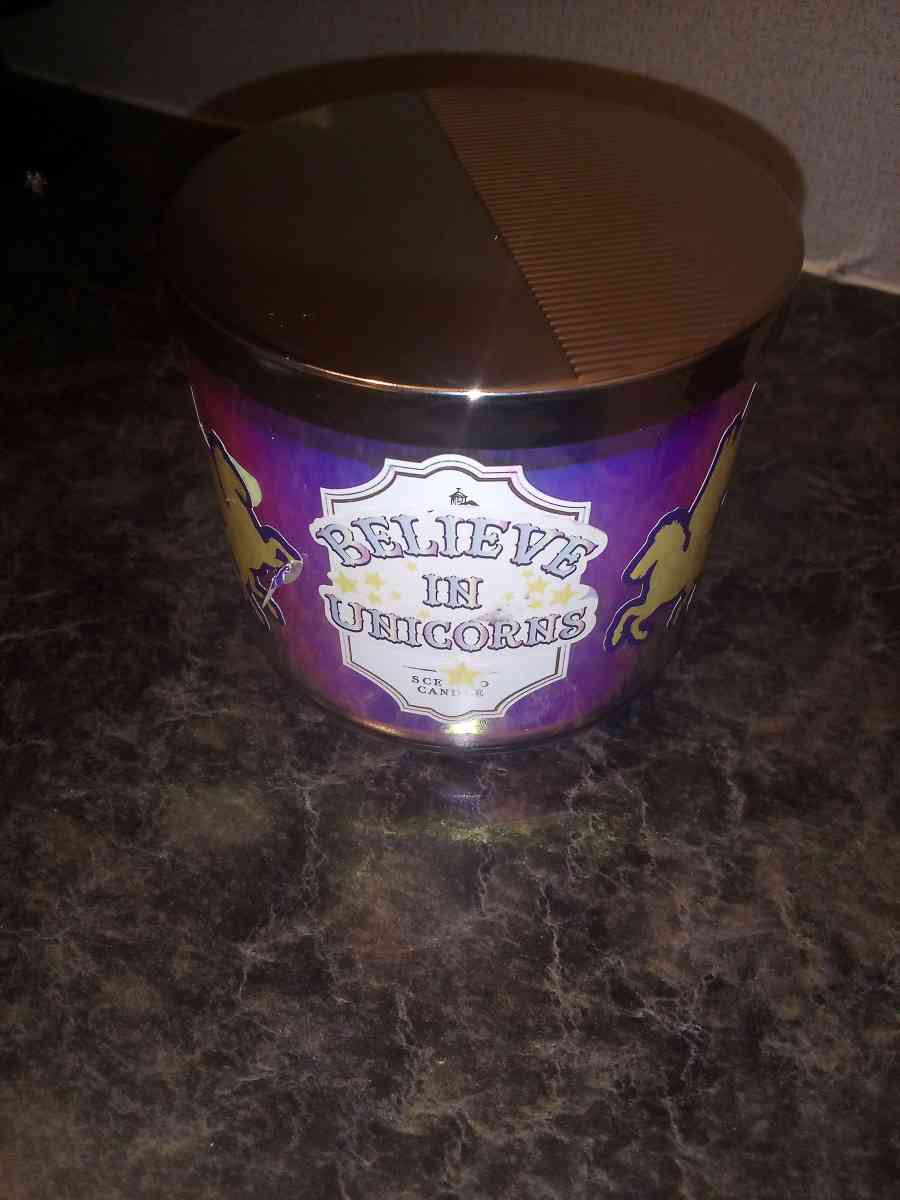 Homemade Rose scent candle