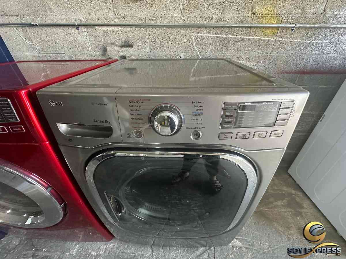 LG dryer electric with Steam