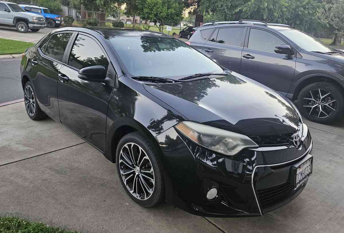 2014 Toyota corolla S