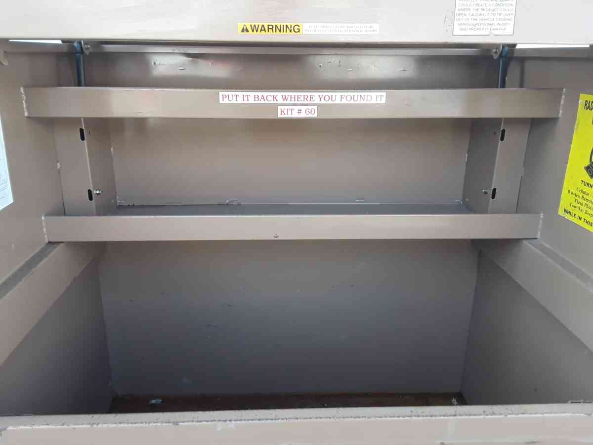 Nice HD Knaack Gang Box and HD Caster Wheels OEM Like New