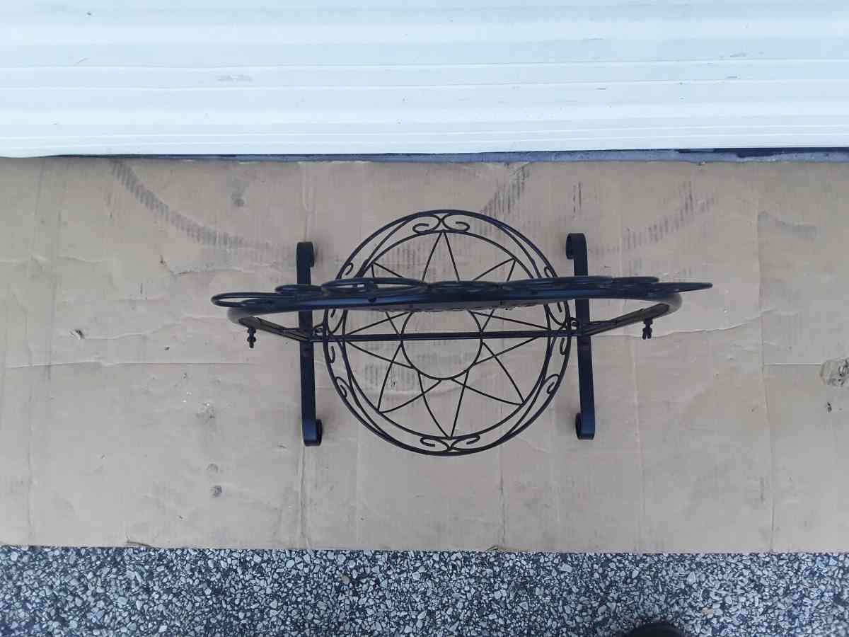 Nice Black Welcome Swing  Planter All Steel Like New