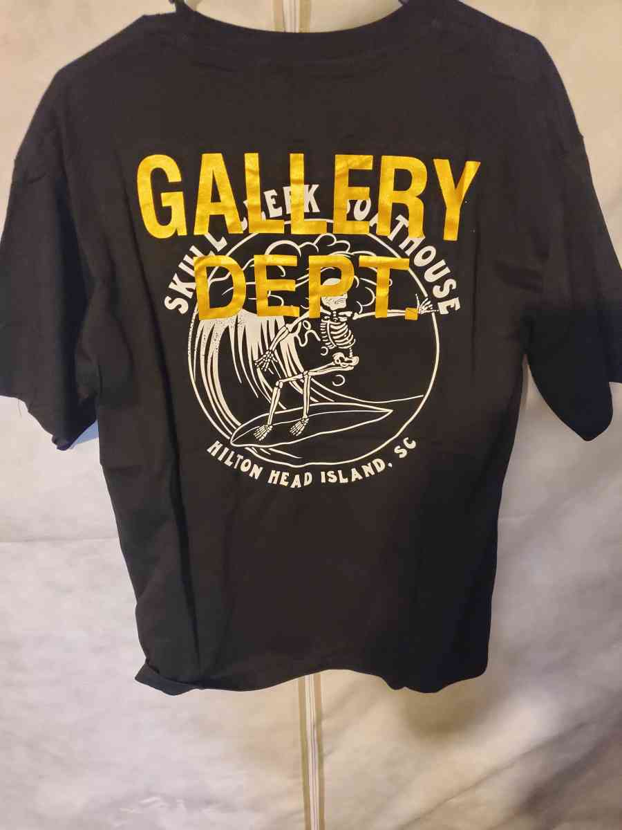 Gallery dept graphics t shirt