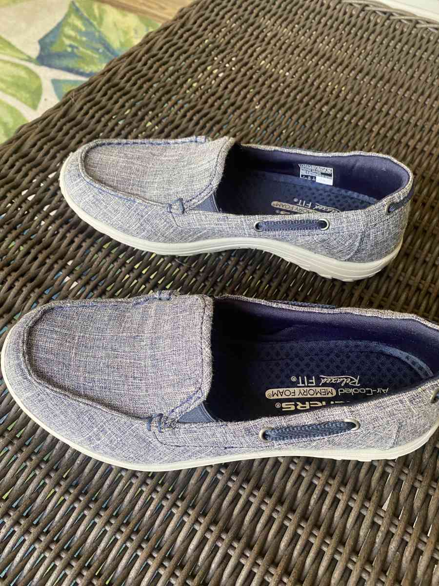 Sketchers Air Cooled Memory Foam