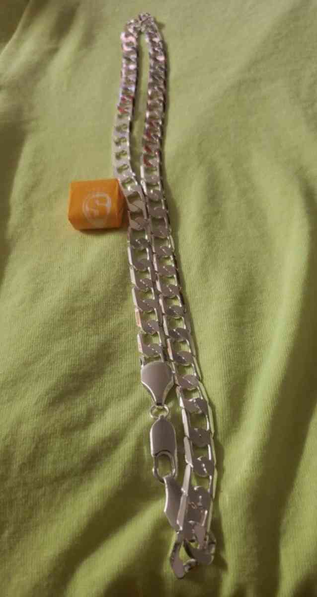 New 925 stamped silver ilver 10mm Cuban Link 24in chain