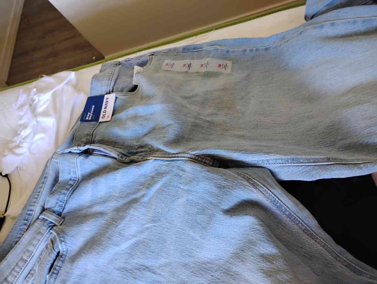 size18 Old Navy jeans