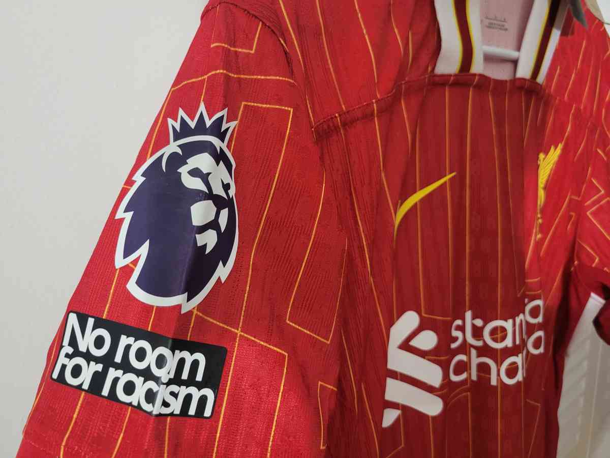 Liverpool 2025 Player Version Size L XL  Chiesa