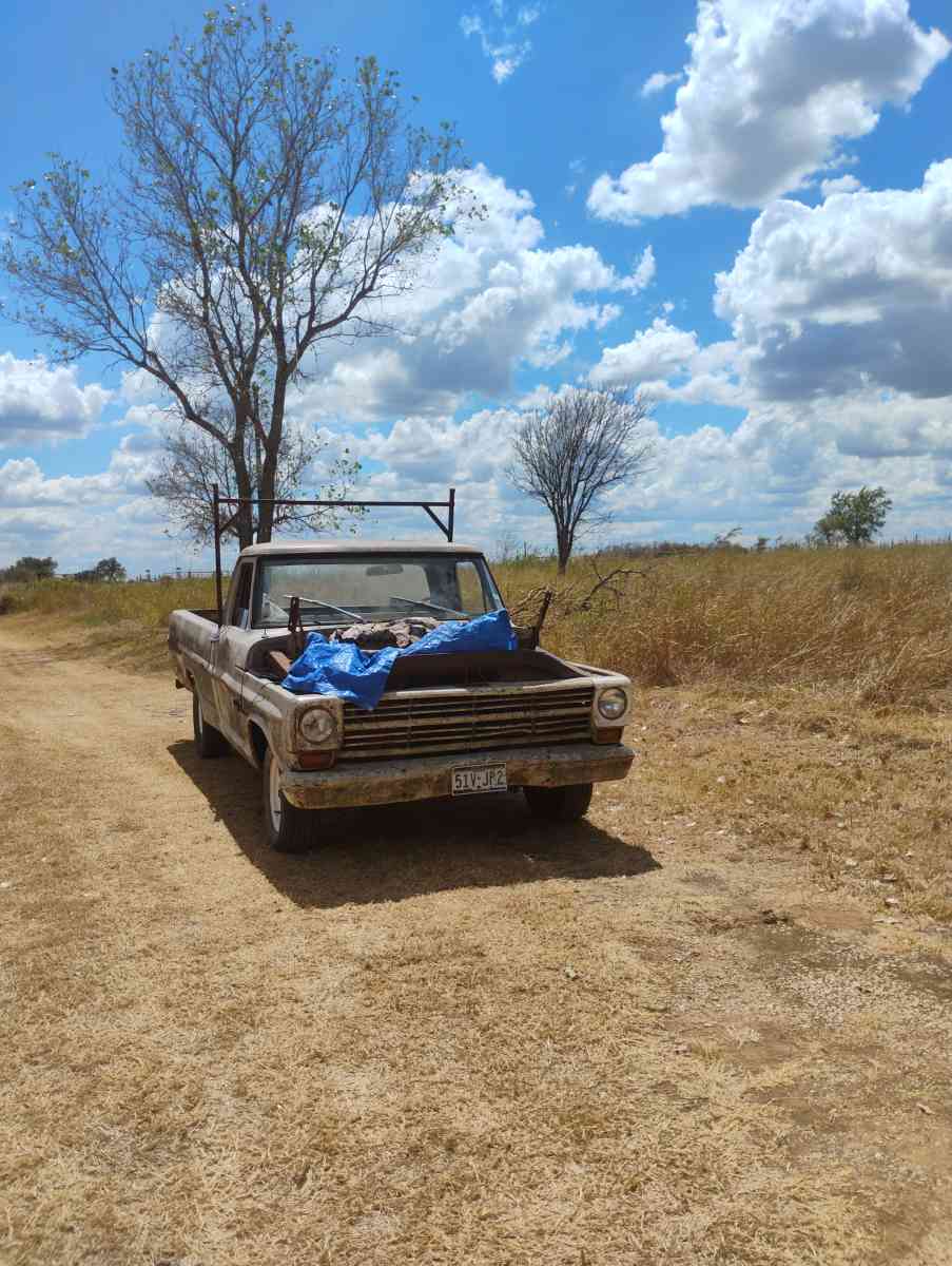 1968 Ford F100 three on the tree clear title