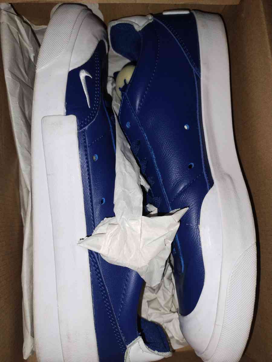 Lott of 6 Pair Nike Adidas 9 on condition