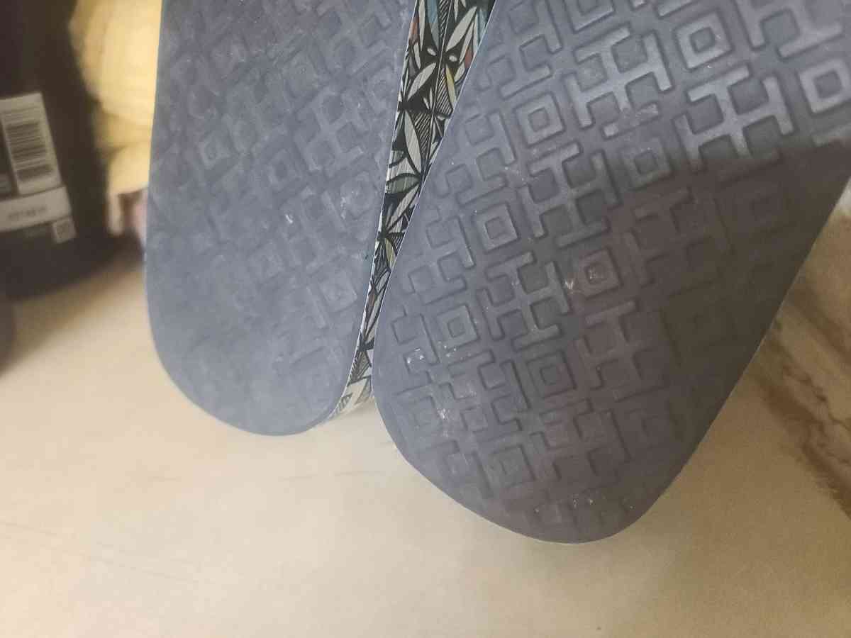 tory burch sandals size 8