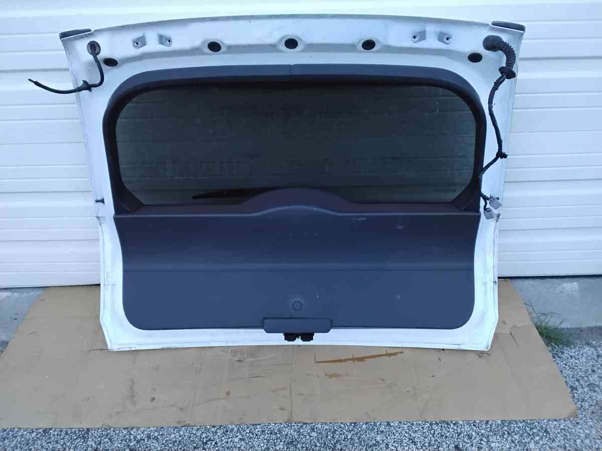 White 2014 Jeep Compass High Altitude Rear Hatchback OEM