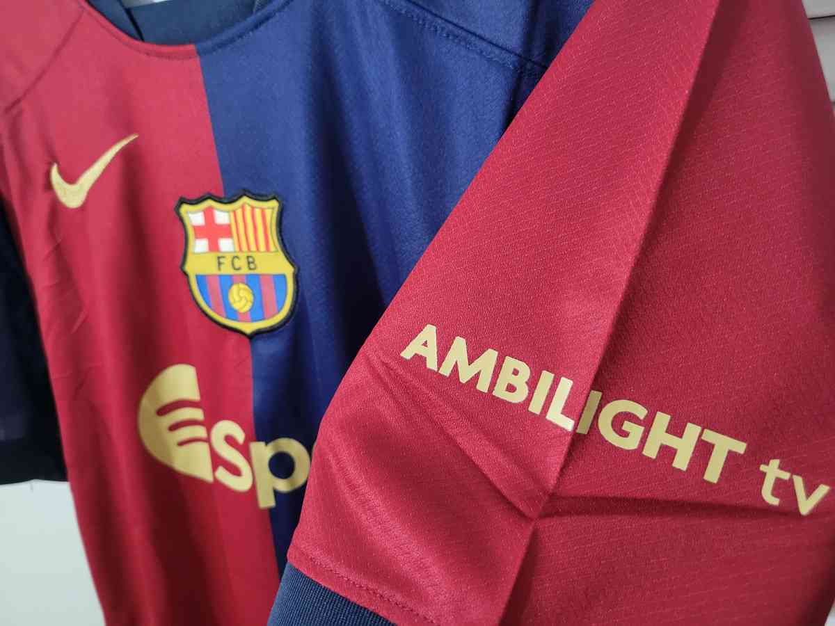 FC Barcelona Jersey Soccer 2025 Fan Version Size XL Lewandow