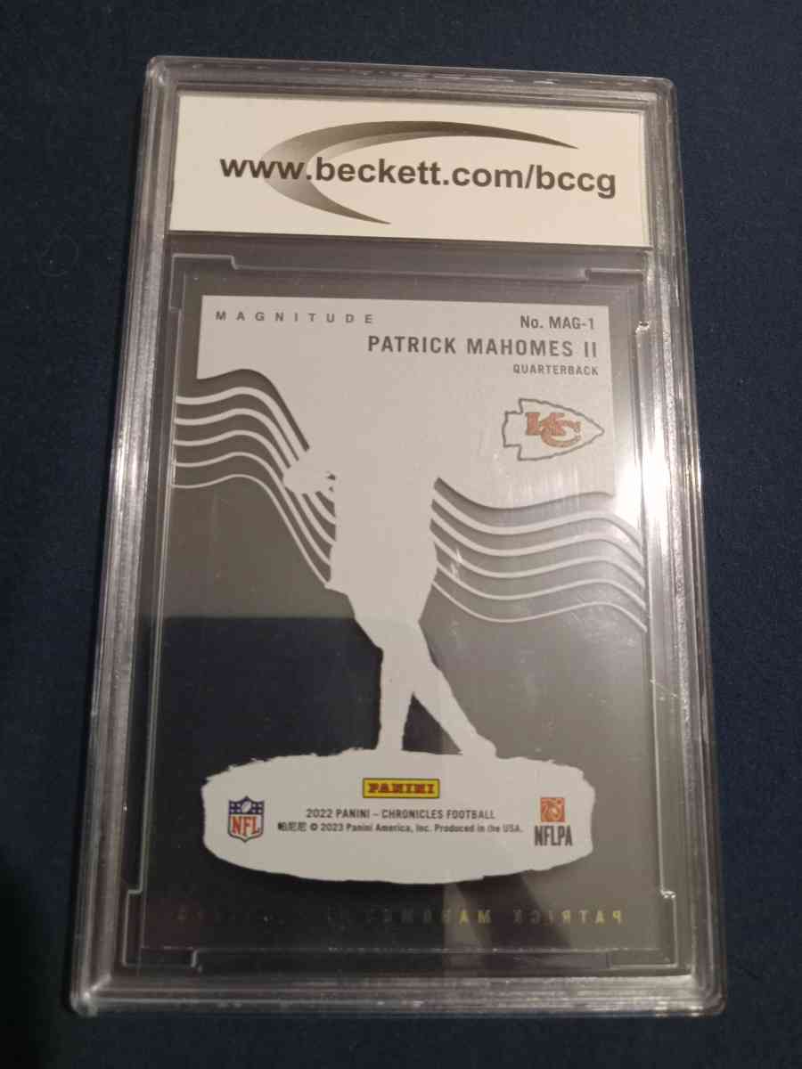 Patrick Mahomes graded 9 sports card