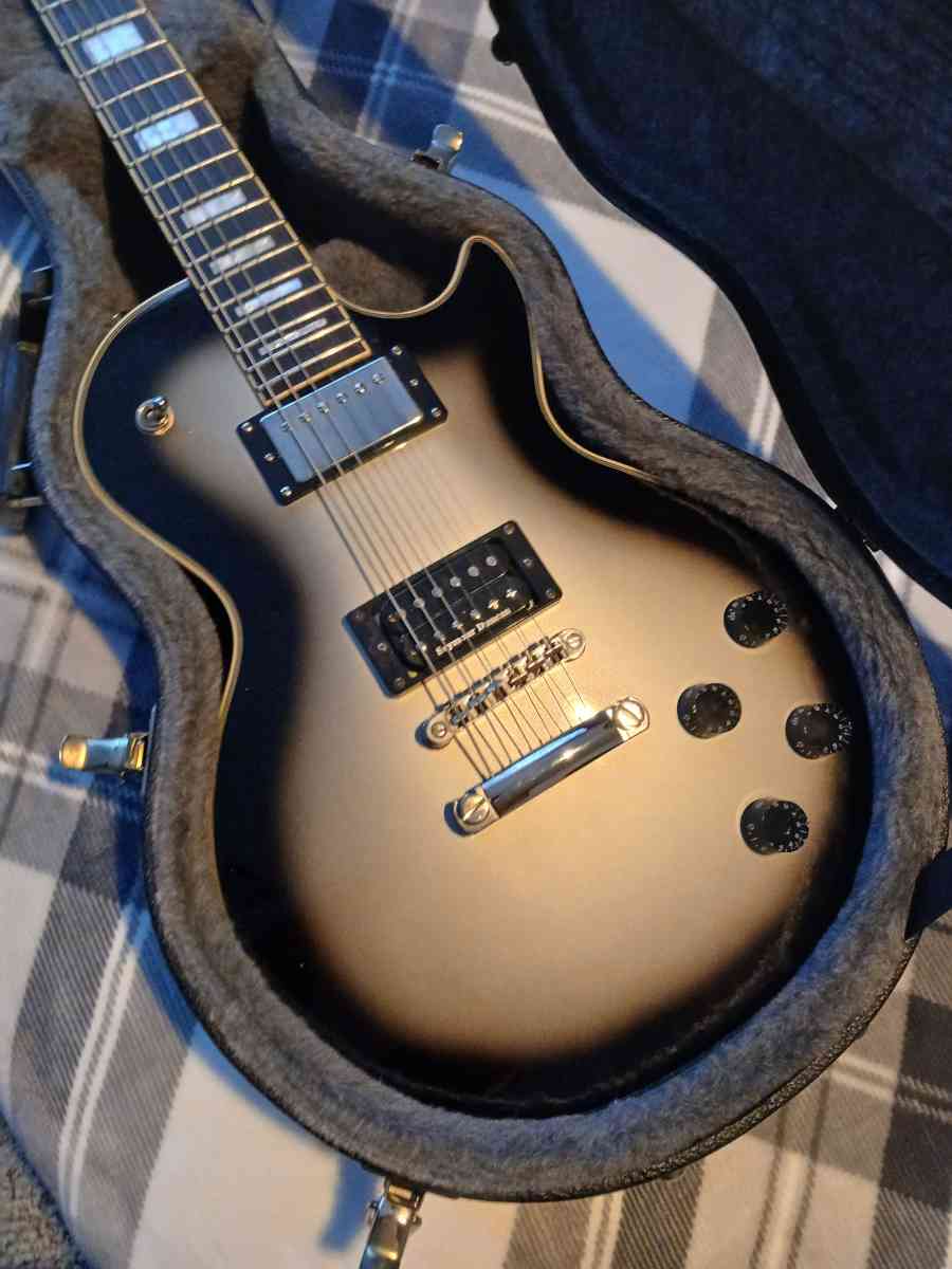 Epiphone Les Paul Custom