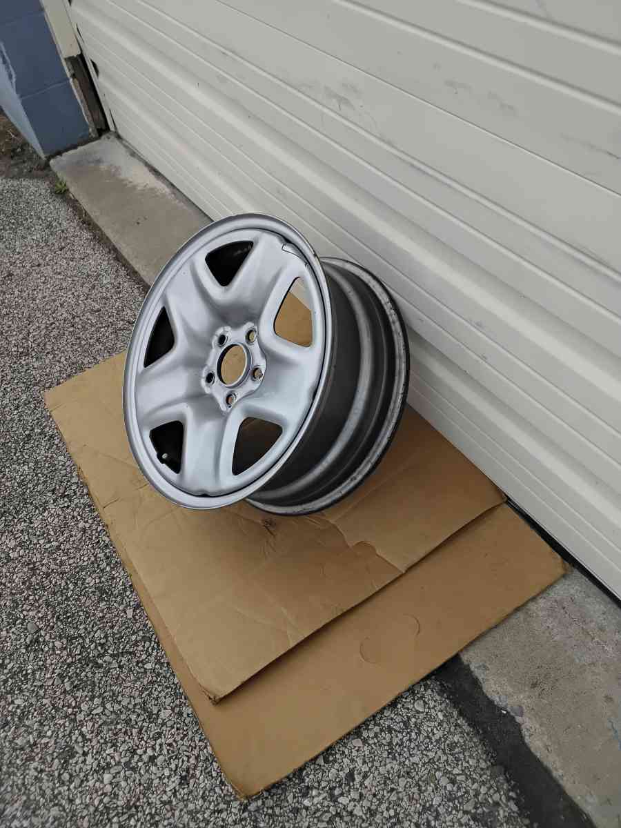 Nice Mazda CX5 OEM Factory Steel Wheel 17 Like New