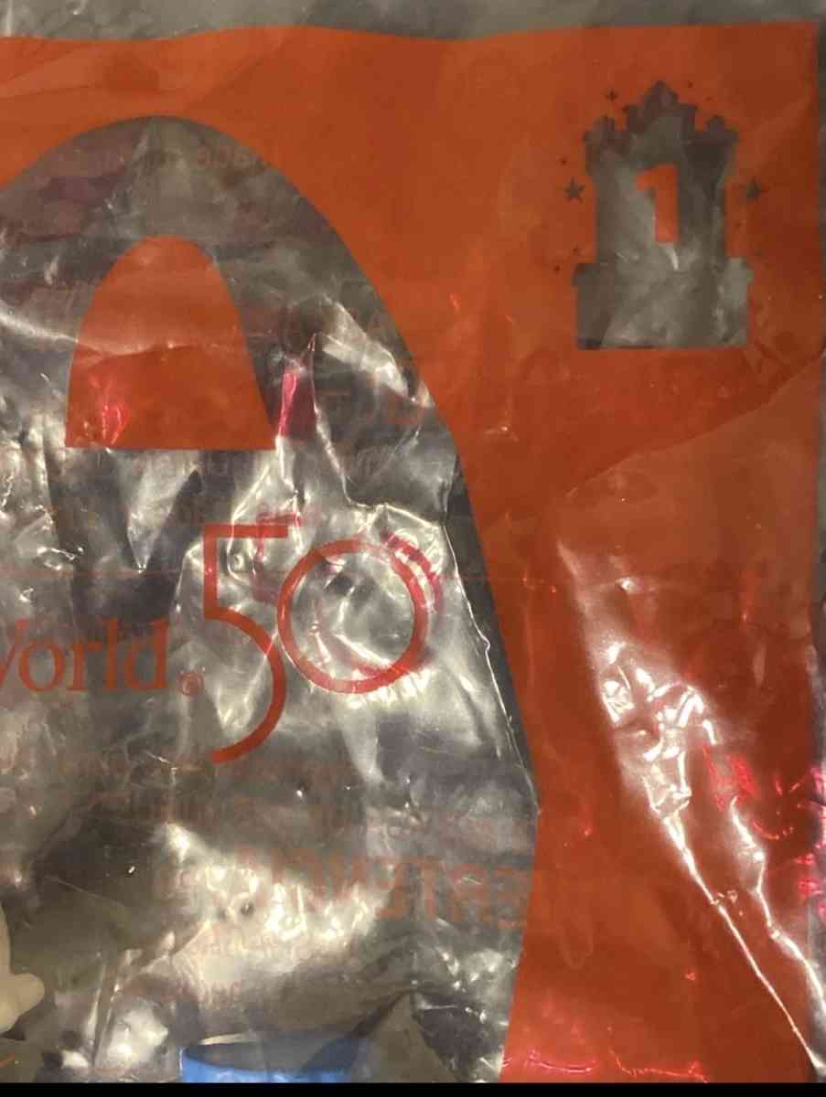 2022 McDonalds Happy Meal Toy 1 Goofy Train Walt Disney Worl