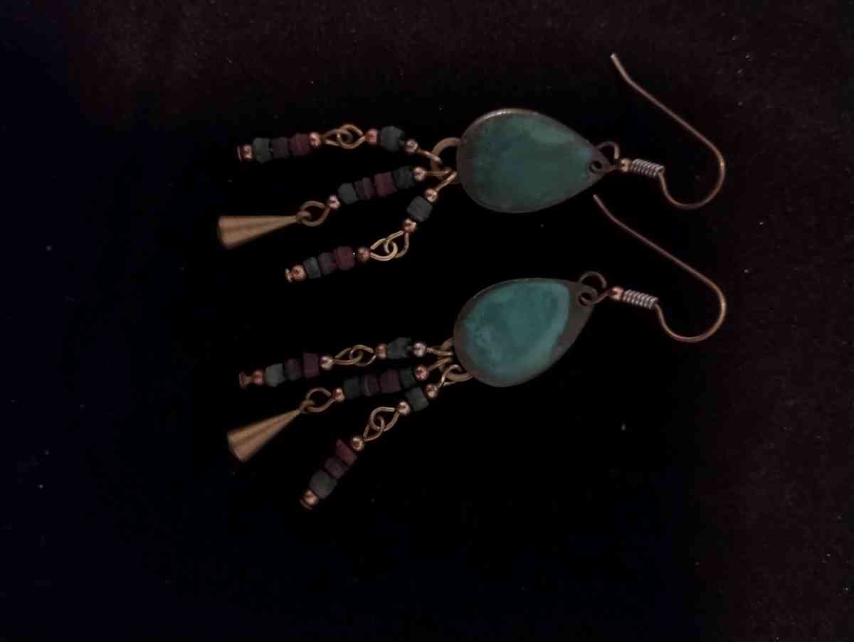 womens earrings