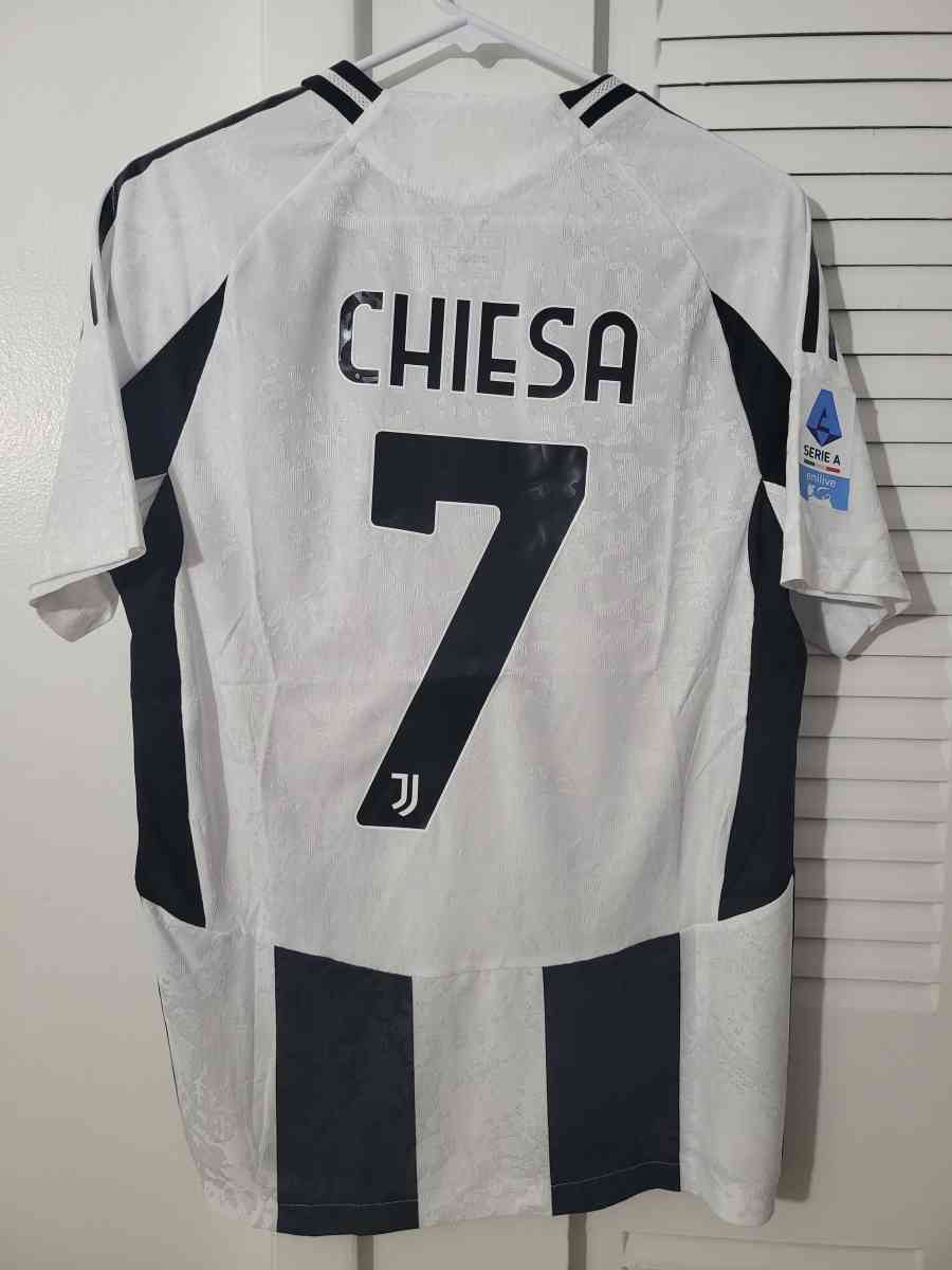 Juventus Jersey Soccer 2025 Player Version Size M XL Chiesa