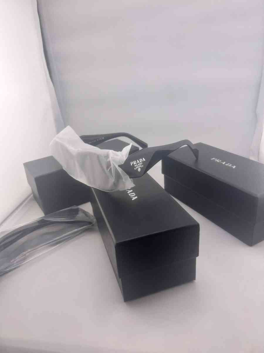 PRADA SUNGLASSES AUTHENTIC