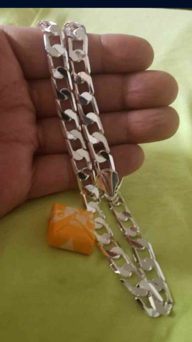 New 925 stamped silver ilver 10mm Cuban Link 24in chain