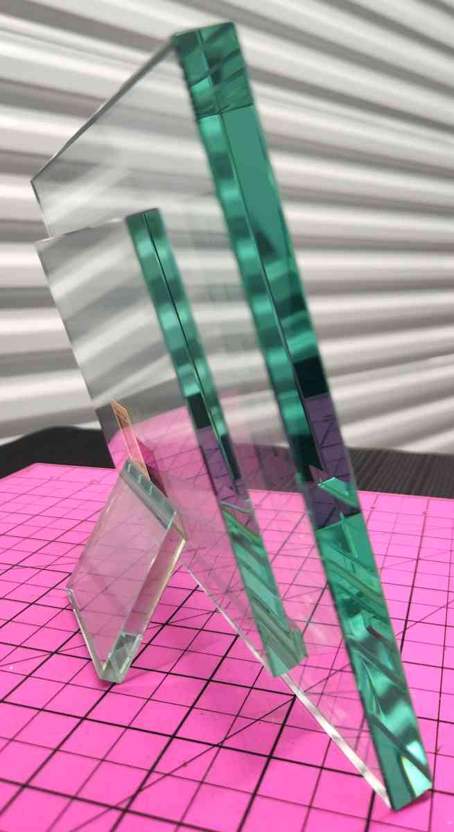 Vint Frameless 6x4 Horizontal Glass Floating Picture Frame