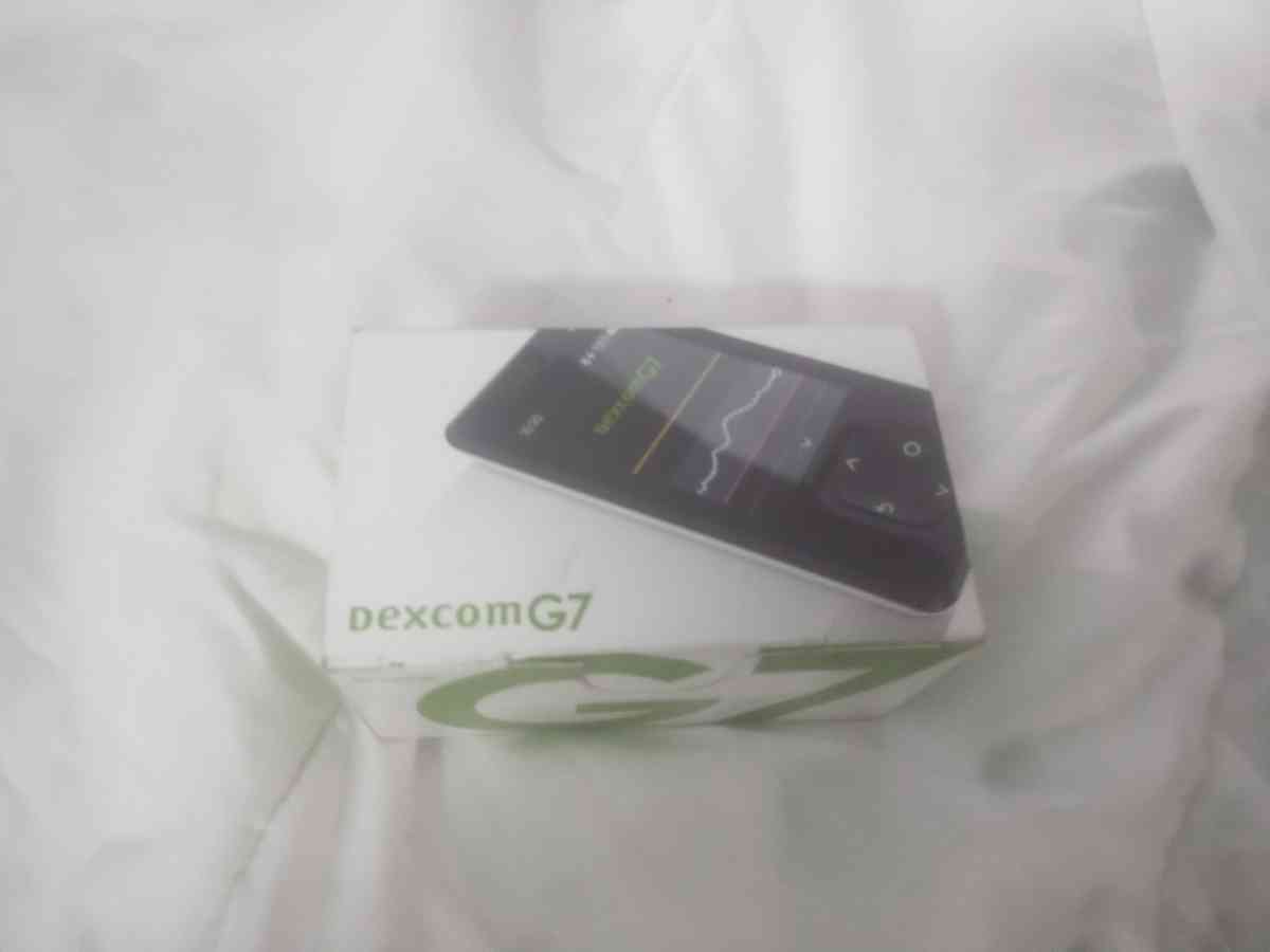 Dexcom G7 and 3 sensors