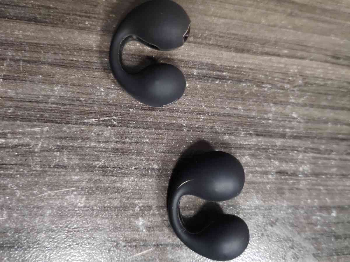 Bluetooth headphones