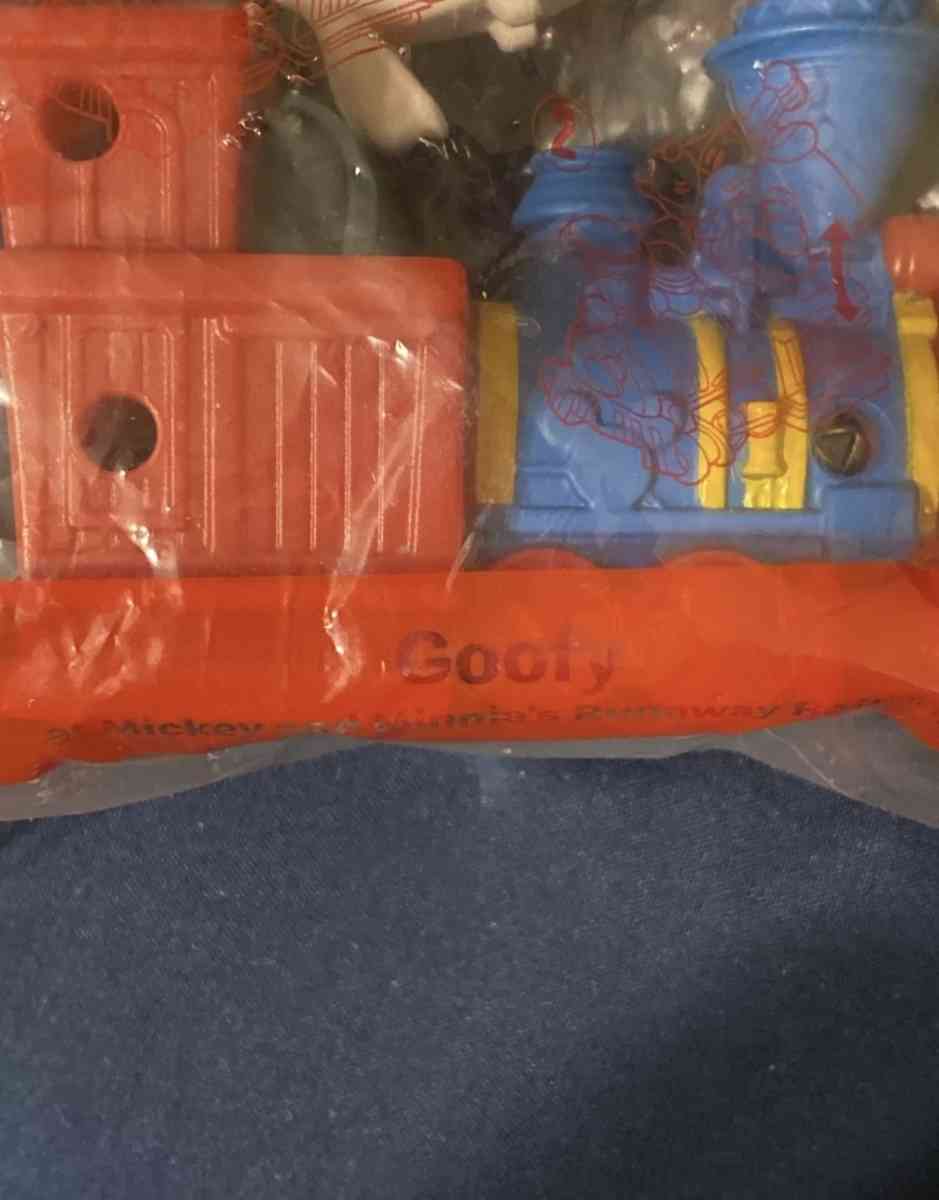 2022 McDonalds Happy Meal Toy 1 Goofy Train Walt Disney Worl