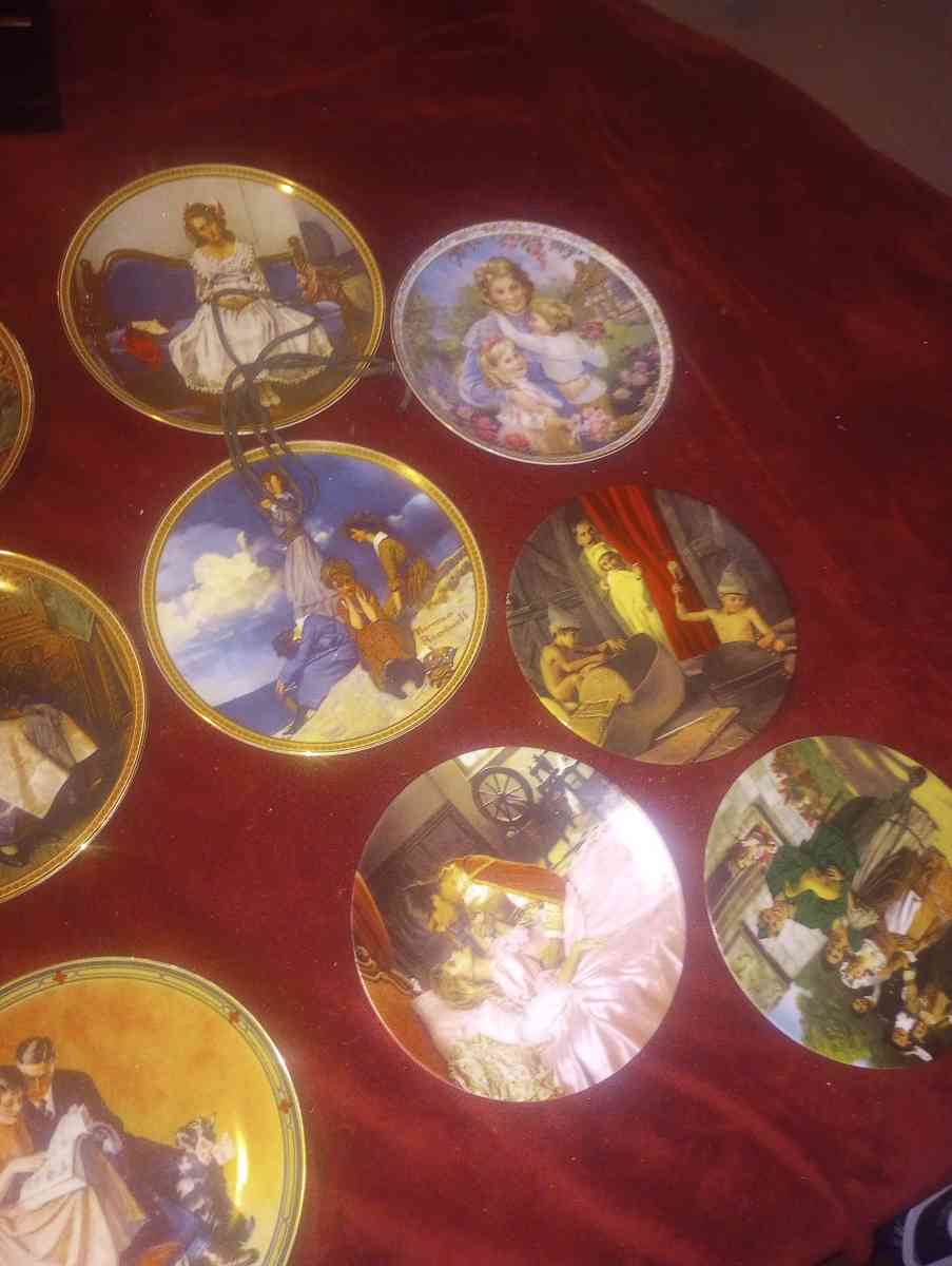 vintage kitchen decor plates