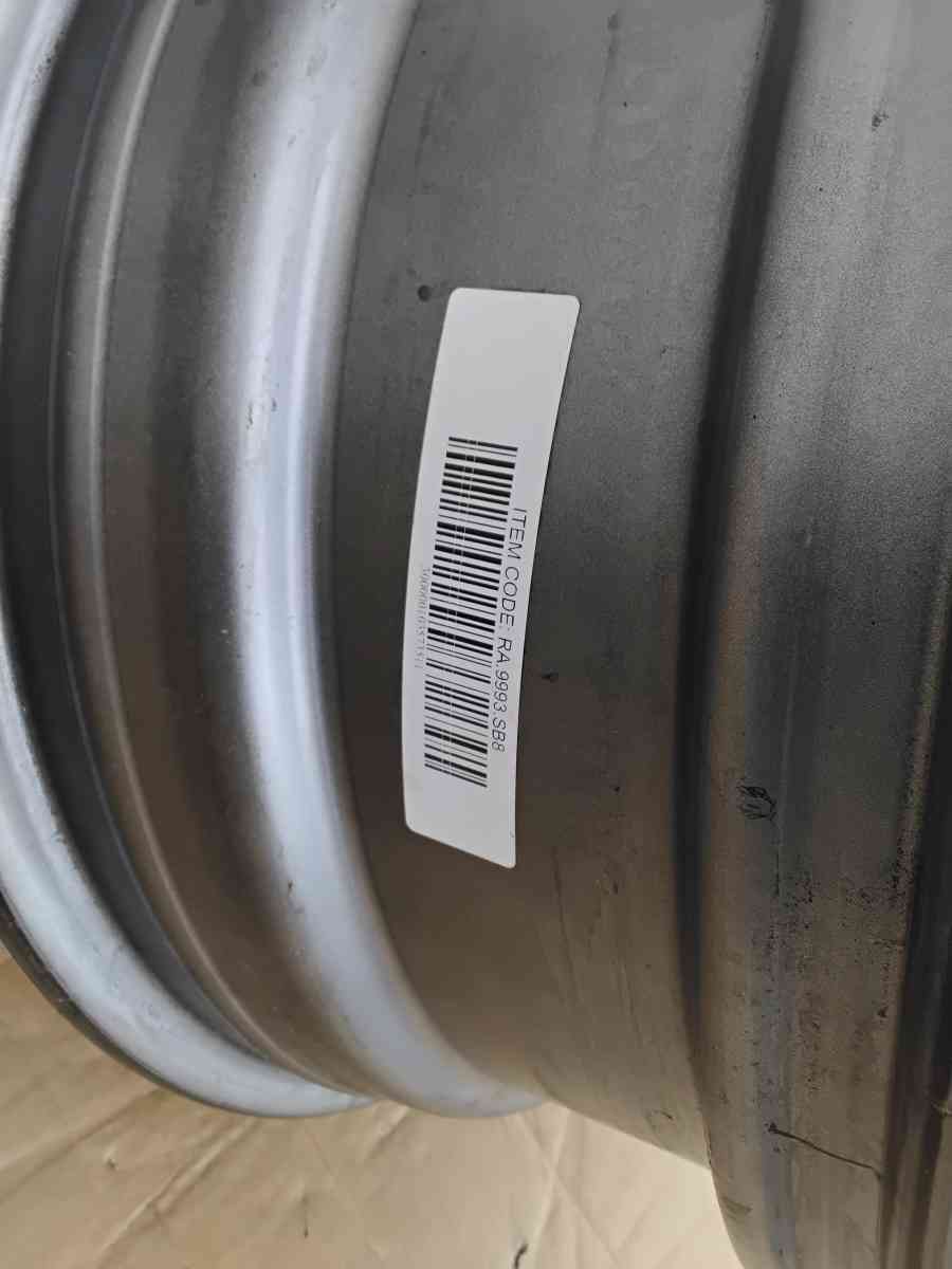 Nice Mazda CX5 OEM Factory Steel Wheel 17 Like New