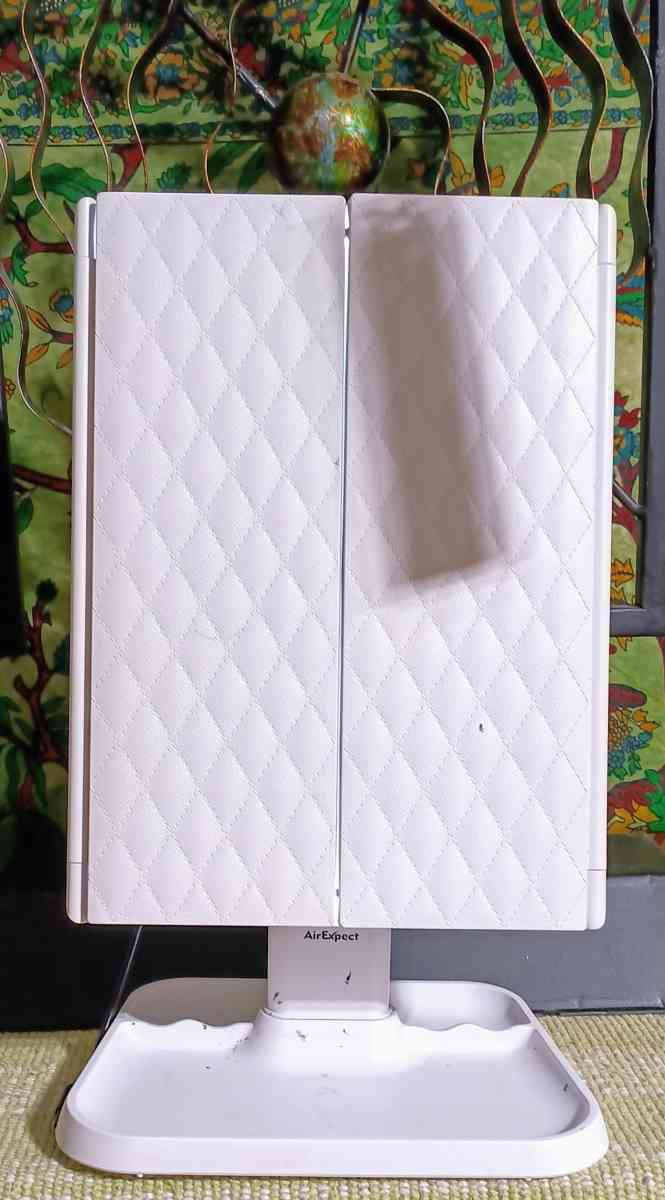 SALE lighted makeup mirror  AirExpect