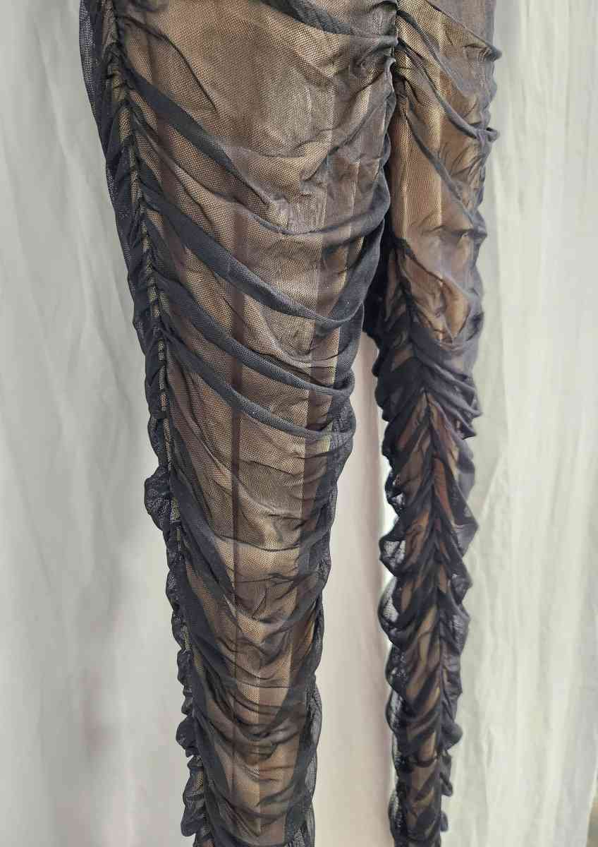 Fashion Nova Nude w Black Overlay Ruched Leggings Womens M