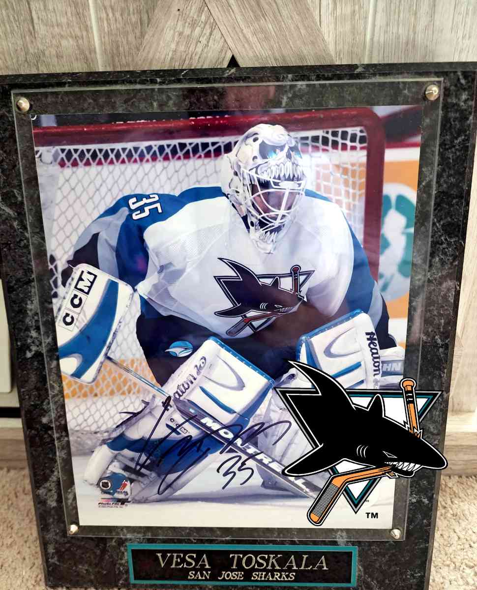 Vesa Toskala Signed Sharks 8x10 Gloss Finish Photo in Heavy