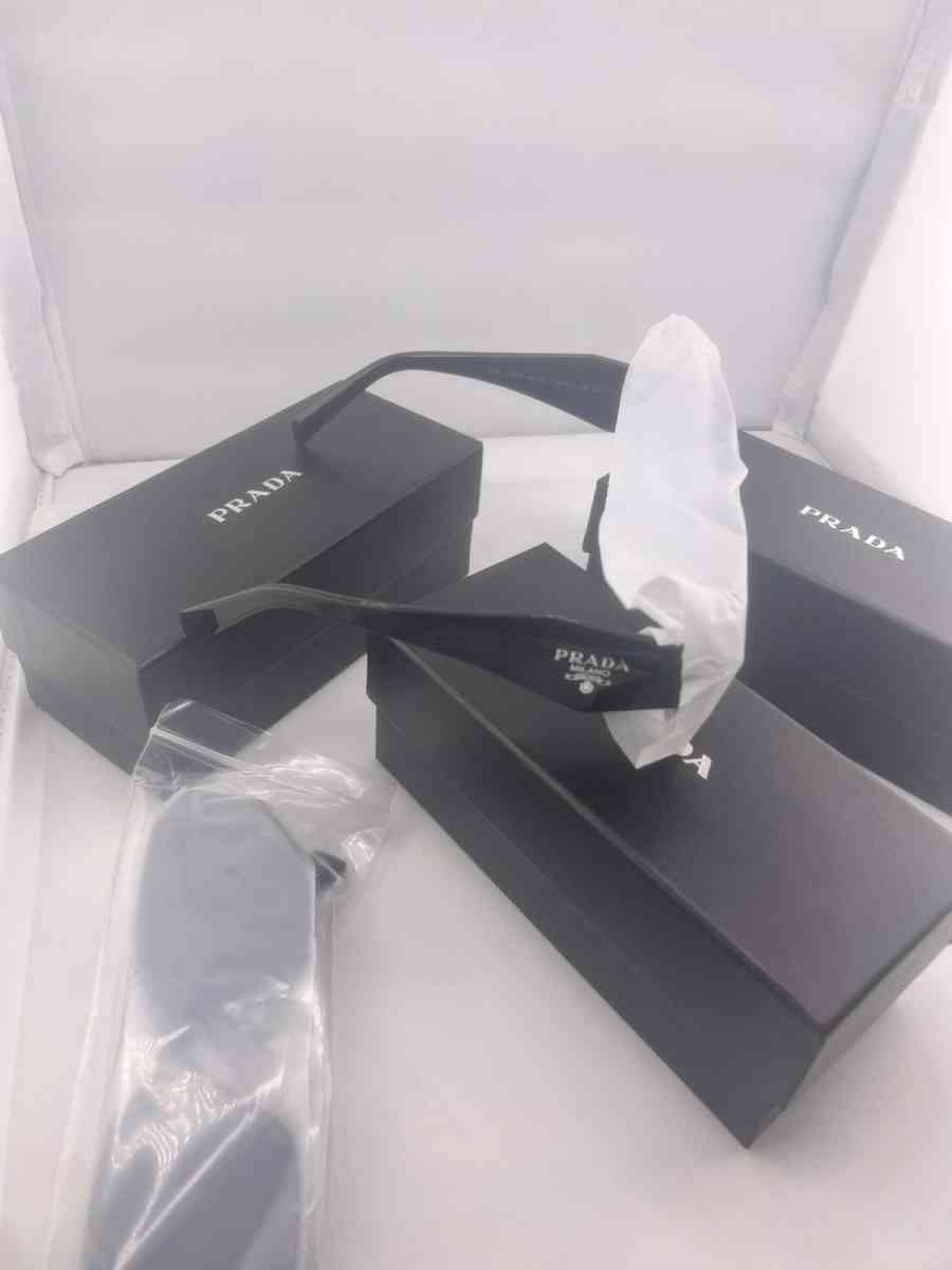 PRADA SUNGLASSES AUTHENTIC