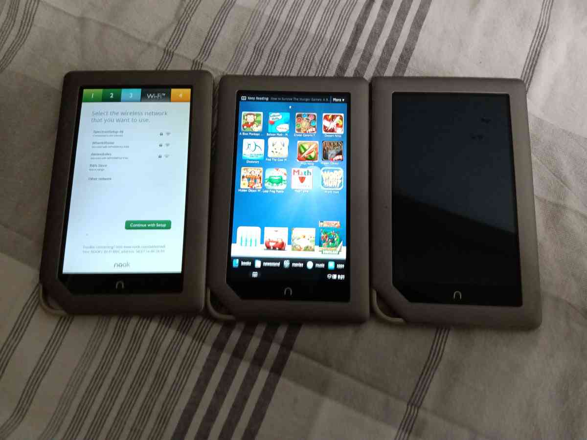 Barnes and Noble nook tablet lot of 3 all work perfectly