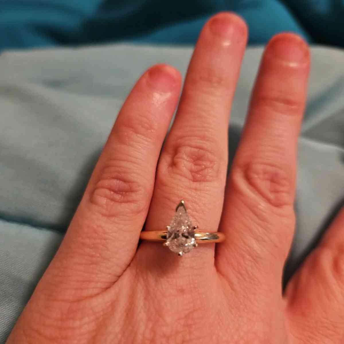 1ct Natural diamond engagement ring