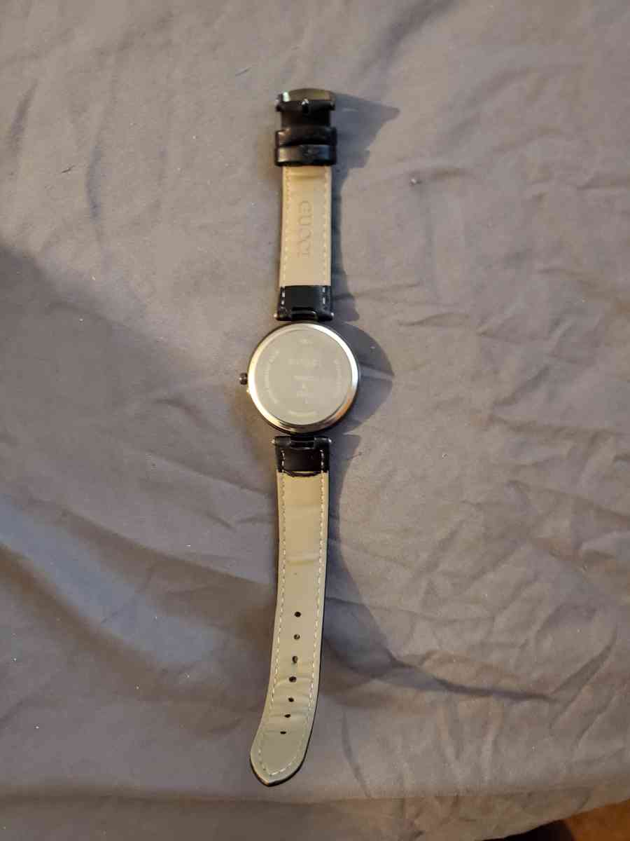 Gucci unisex watch