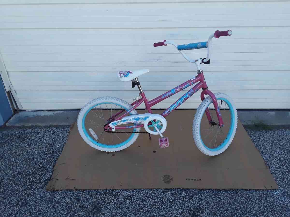 Nice White Girls 20 Huffy Sea Star Bicycle Like New