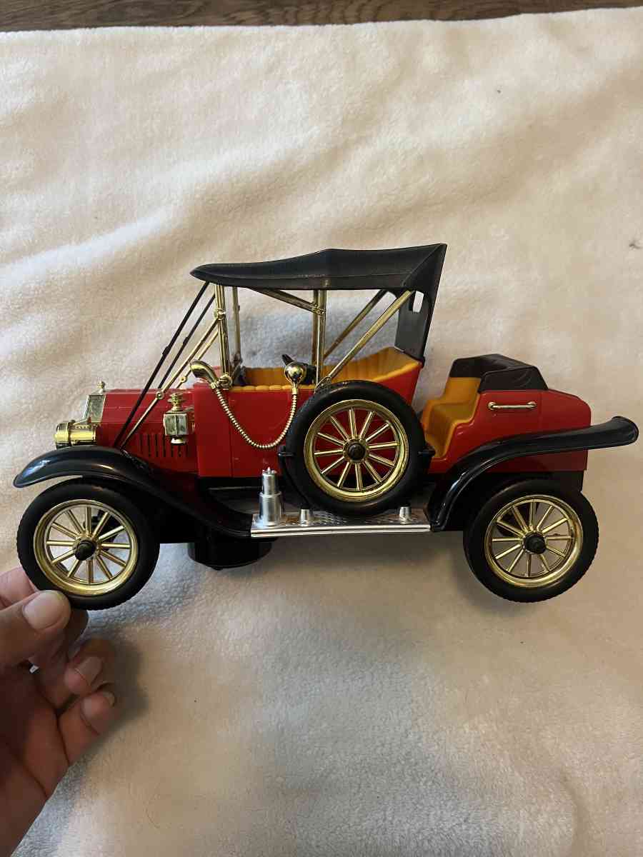 1989 New Bright Model T Cars