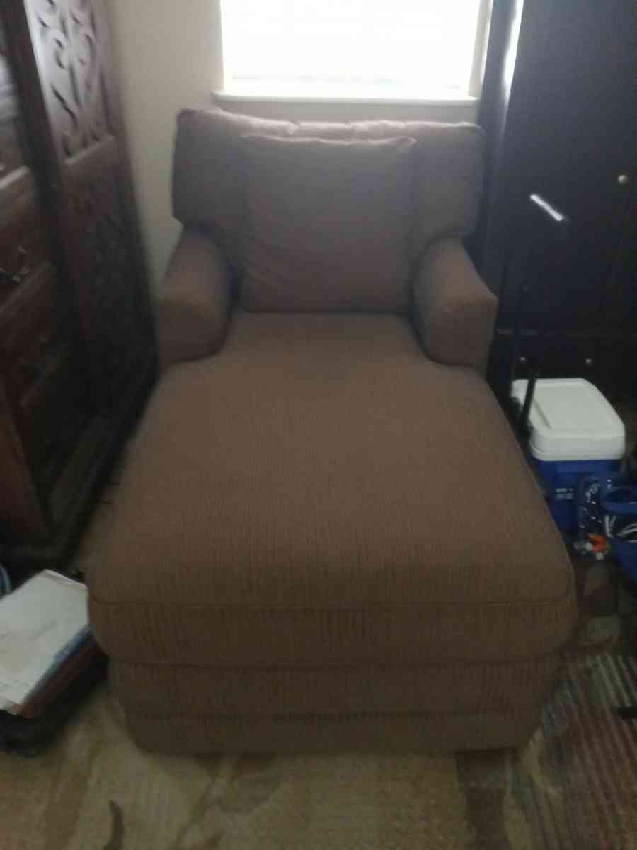 chase lounge chair