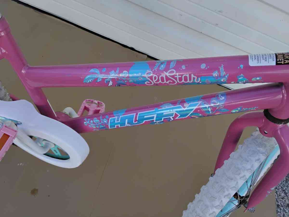Nice Girls 20 Huffty Sea Star Bicycle and Like New