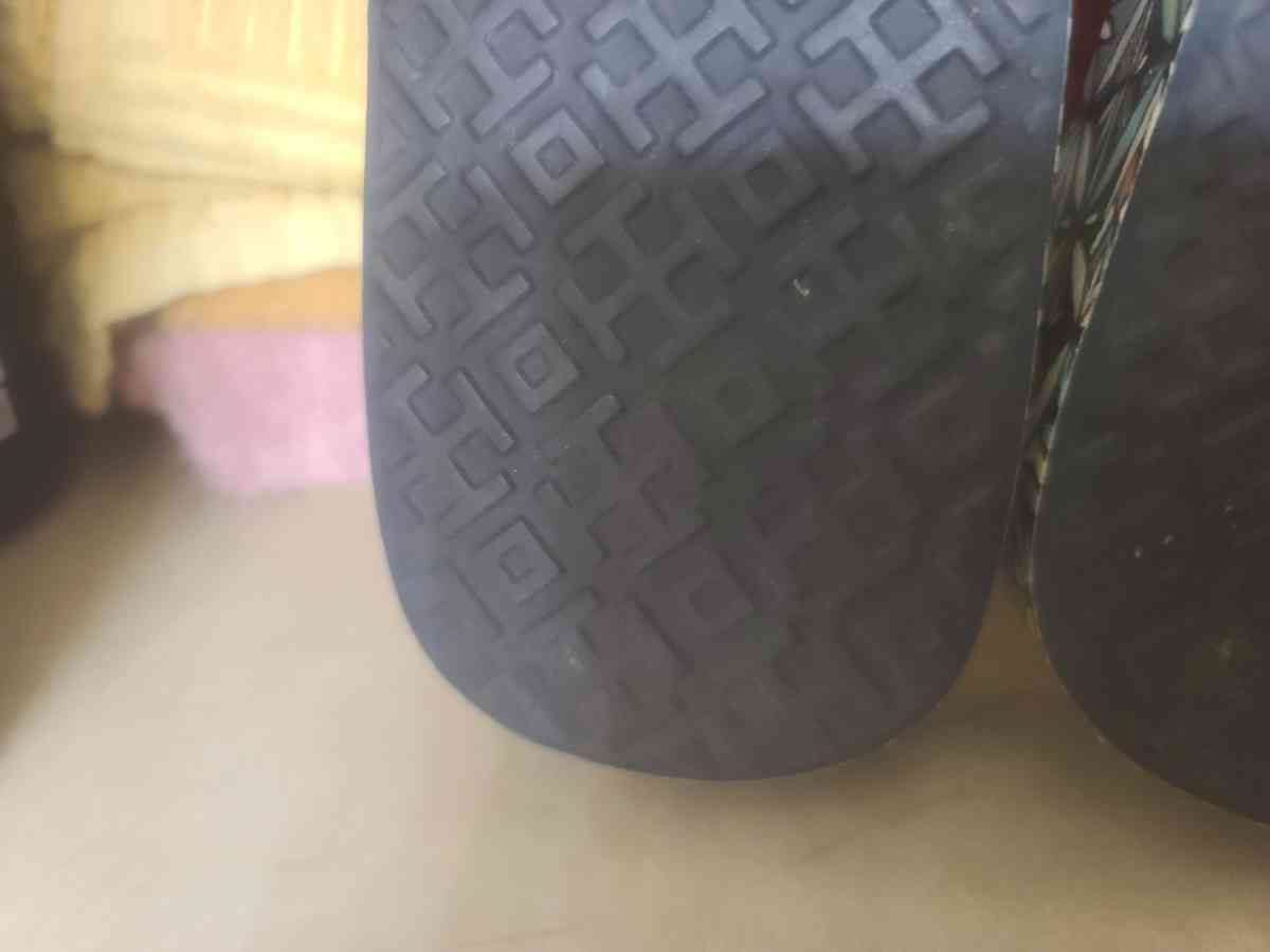 tory burch sandals size 8