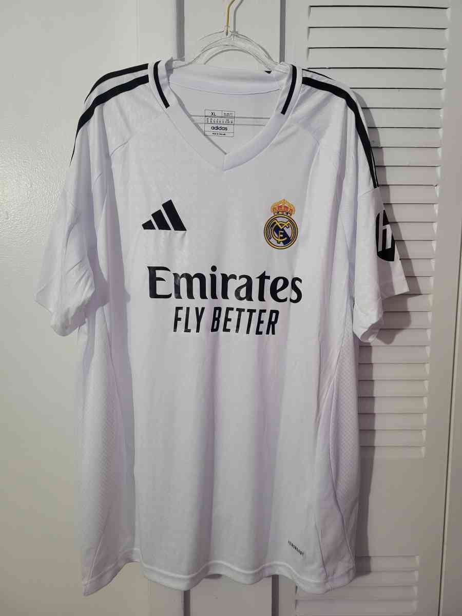 Real Madrid Jersey Soccer 2025 Fan Version Size XL Bellighan
