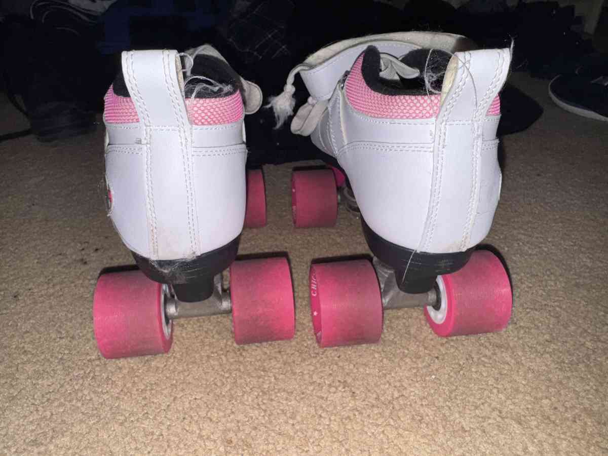 Bullet White and Pink Roller Skates