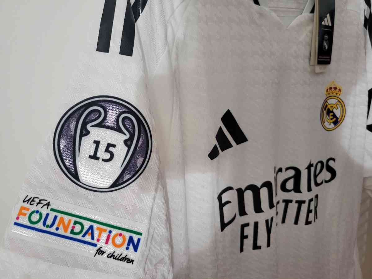 Real Madrid 2025 Player Version Size L 2XL Modric